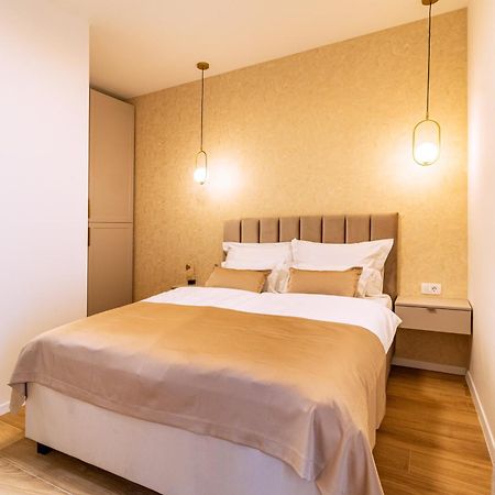 Luxury 2 Bedroom-2 Bathroom Apartment & Studio App With Rooftop Terrace Split Eksteriør billede