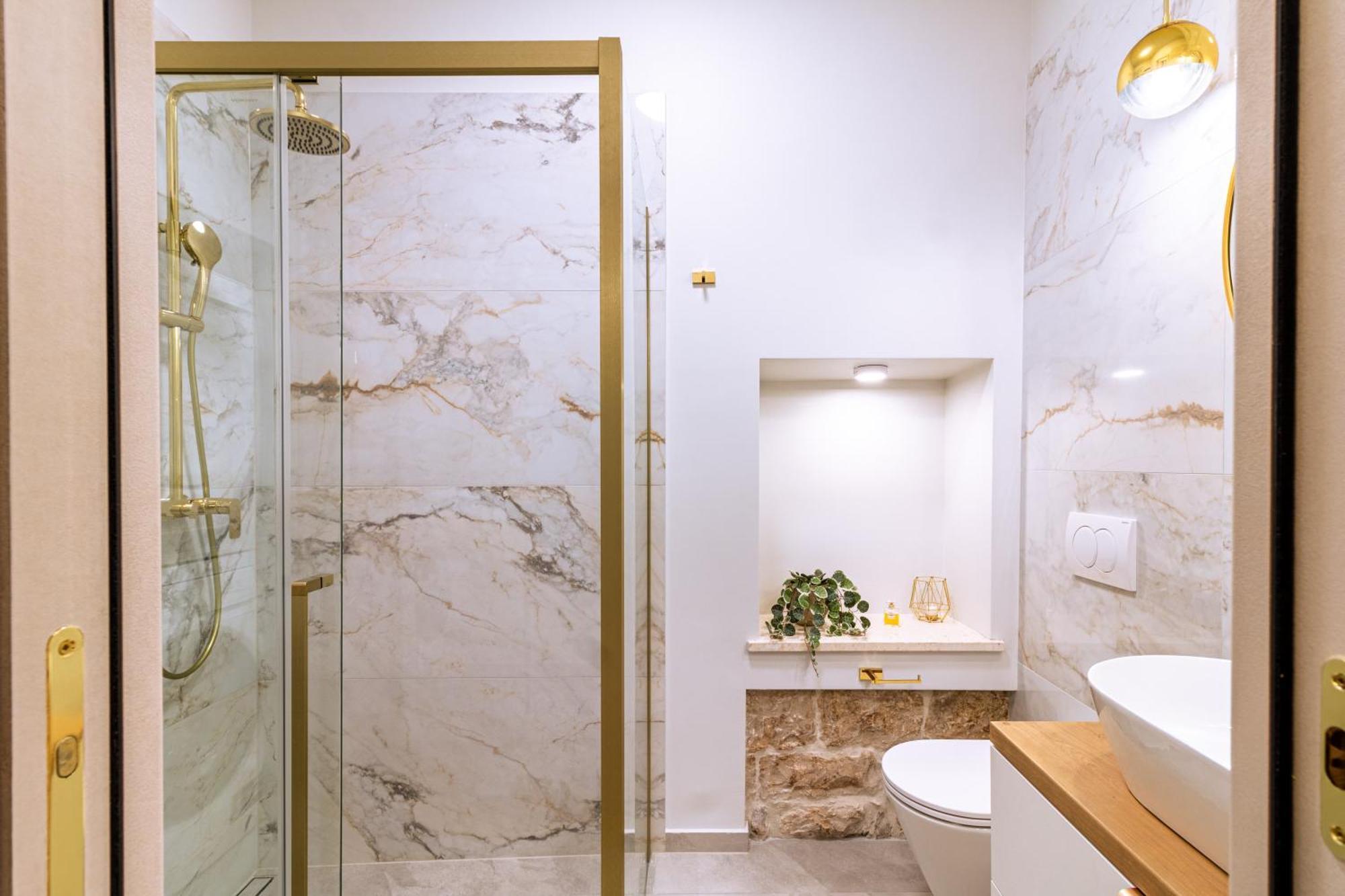 Luxury 2 Bedroom-2 Bathroom Apartment & Studio App With Rooftop Terrace Split Eksteriør billede